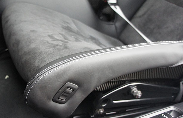 Porsche seat shop bolster protector